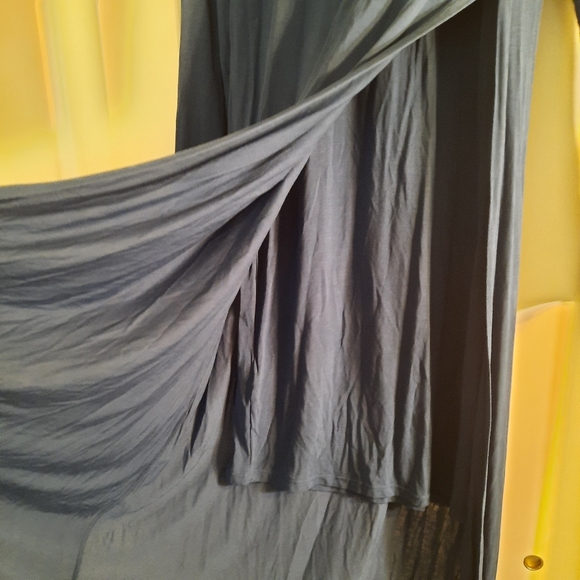 BCBG Midi 👗 - Picture 5 of 7